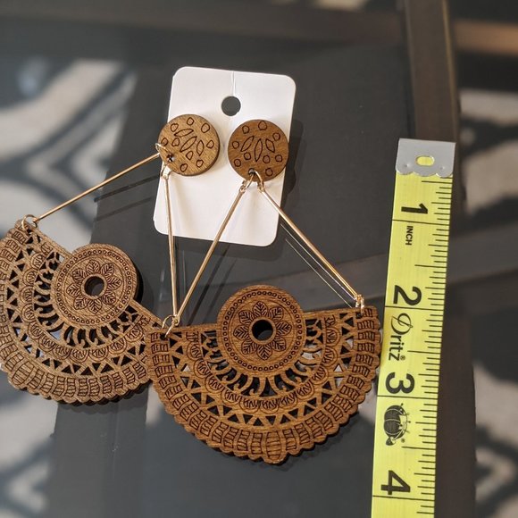 3for$20 - Laser Etched Wooden Earrings - NWT - Picture 2 of 4
